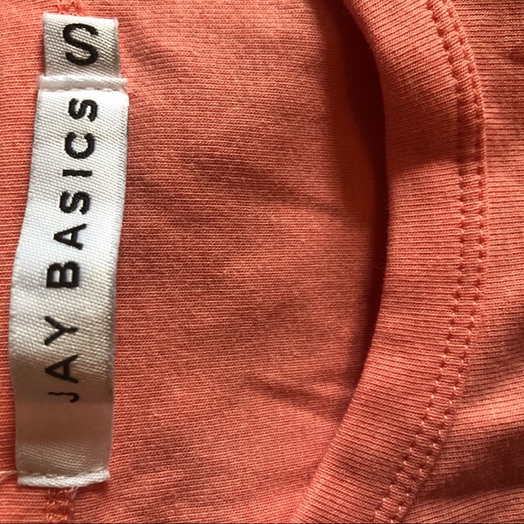Basic summer tshirt| ESSENTIAL - Picture 2 of 2